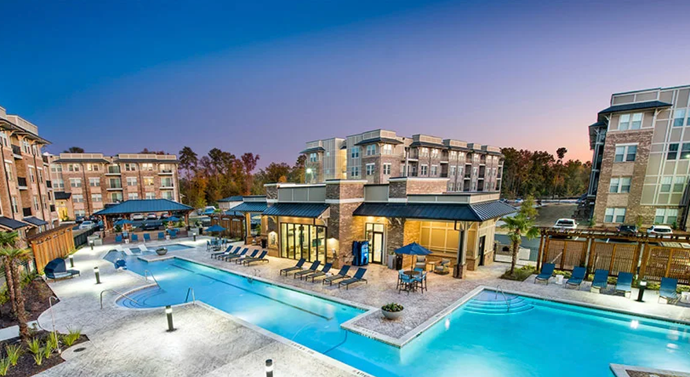 Residence-at-Riverwatch_Pool